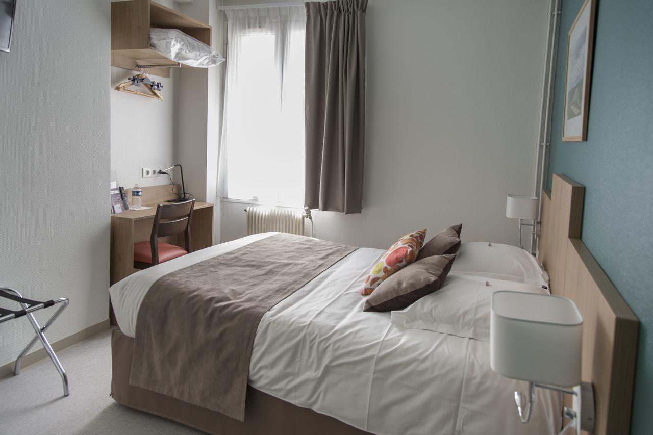 Logis Hotel Chaptal, אמבואה מראה חיצוני תמונה