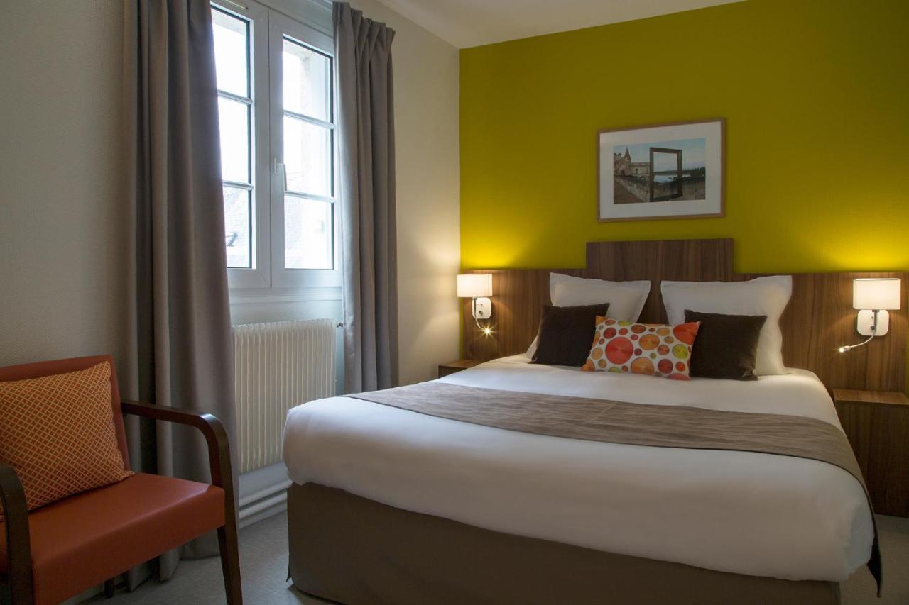 Logis Hotel Chaptal, אמבואה מראה חיצוני תמונה